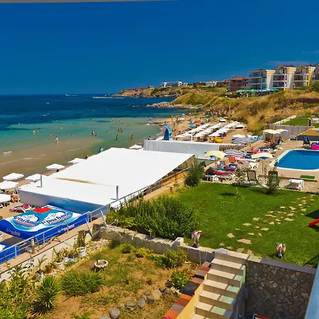 Black Sea Paradise Hotel 3*