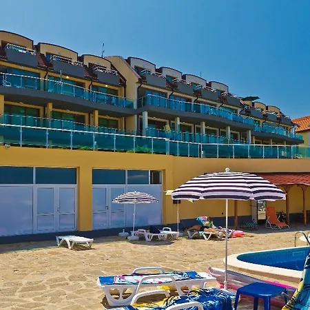 Отель Black Sea Paradise